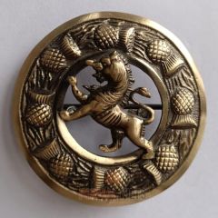 Rampant Lion Fly Plaid Brooch