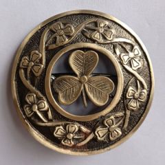 Shamrock Fly Plaid Brooch